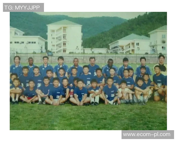 吴军谈足球生涯：从青涩少年到职业球员的心路历程与成长故事